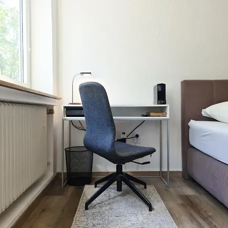 Schoene Ferienwohnung Im Zentrum Mit Self Check-In Und Free Wifi Essen Buitenkant foto